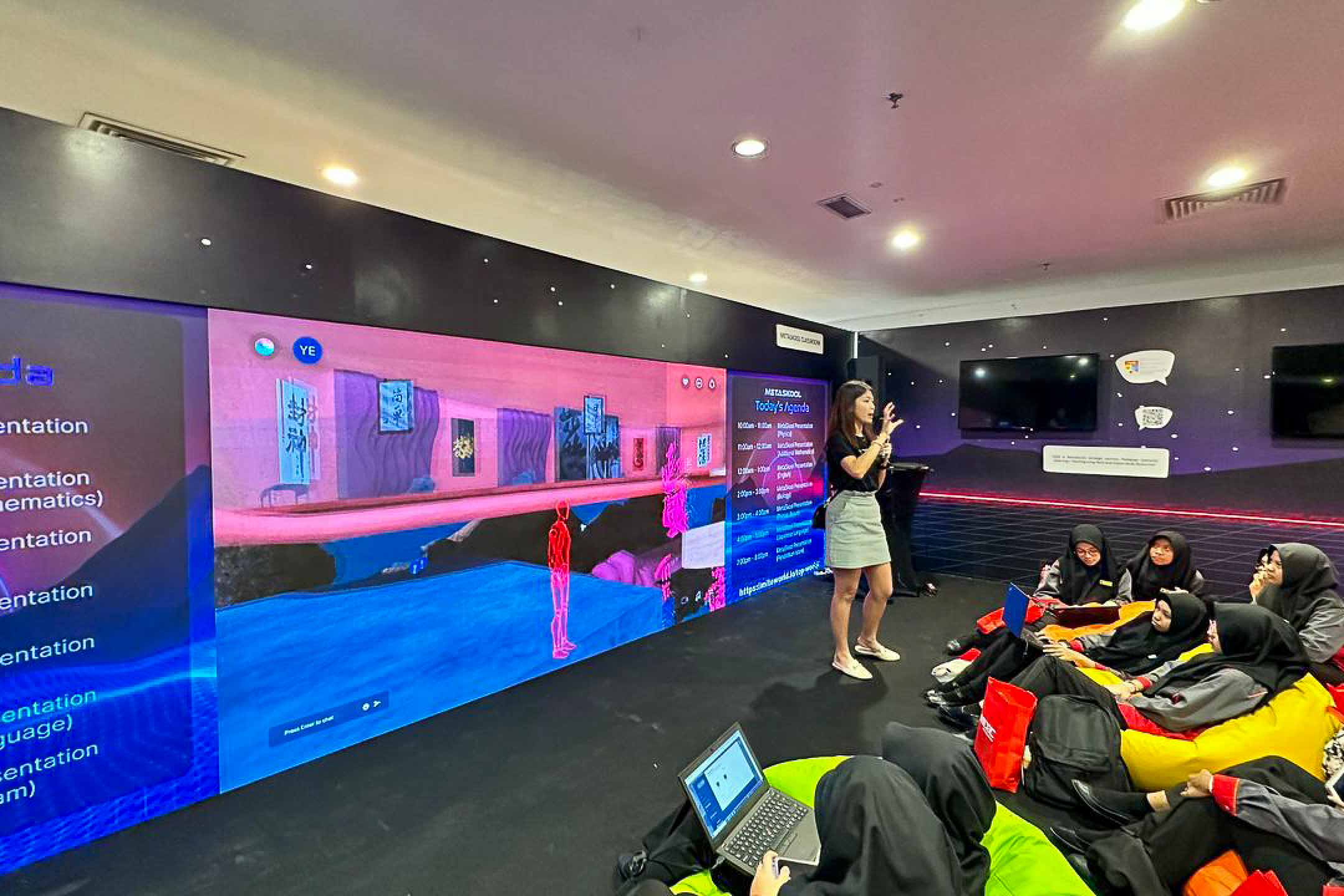 Rental Indoor LED Screen for MyDigitalMaker at Quill City Mall Kuala Lumpur