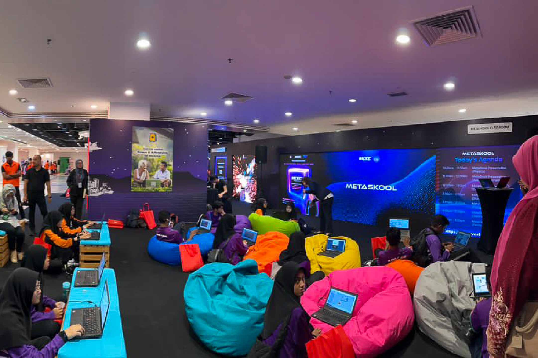 Rental Indoor LED Screen for MyDigitalMaker at Quill City Mall Kuala Lumpur