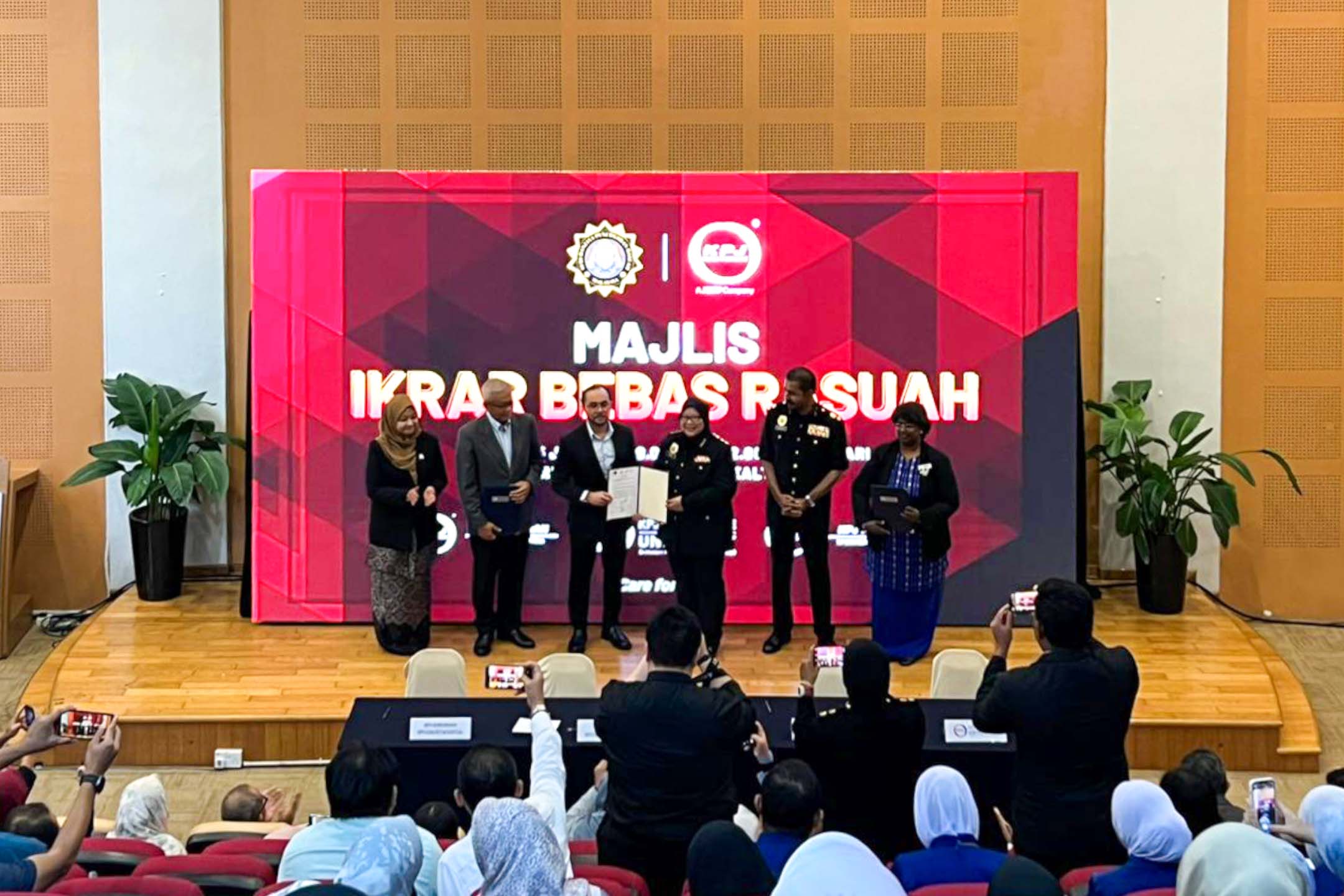 Rental Indoor LED Screen for KPJ Healthcare University for the Majlis Ikrar Bebas Rasuah at Negeri Sembilan