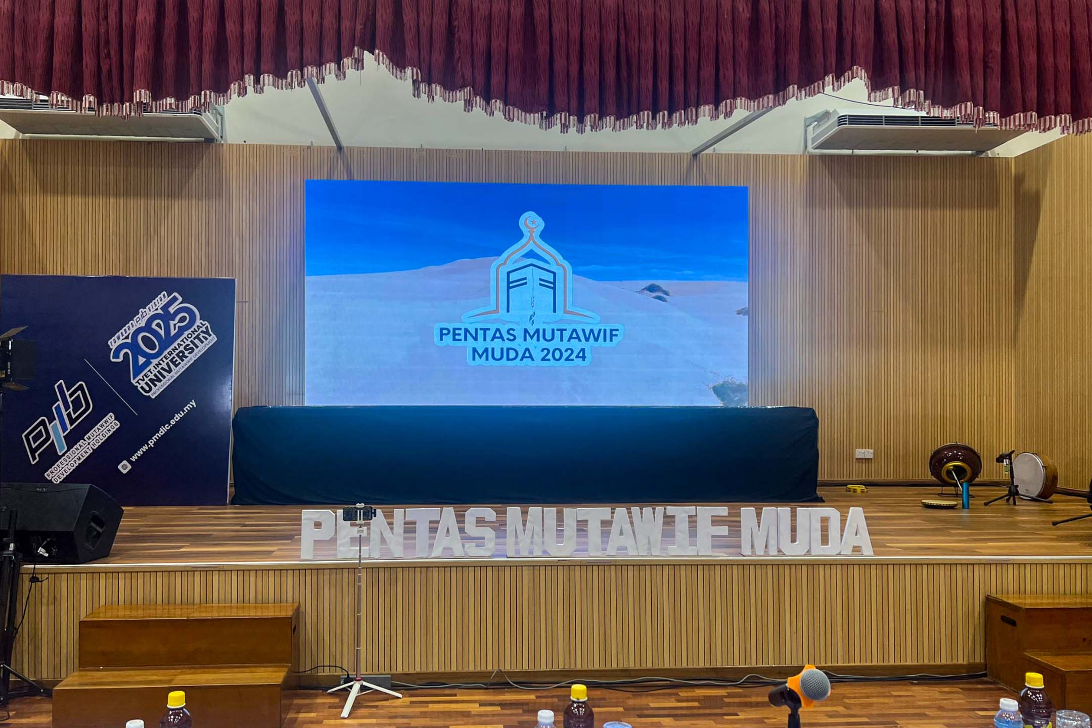 Rental Indoor LED Screen for PMD Holdings for the event Maulid X Pentas Mutawif Muda at Kompleks Rakan Muda Alor Gajah, Melaka