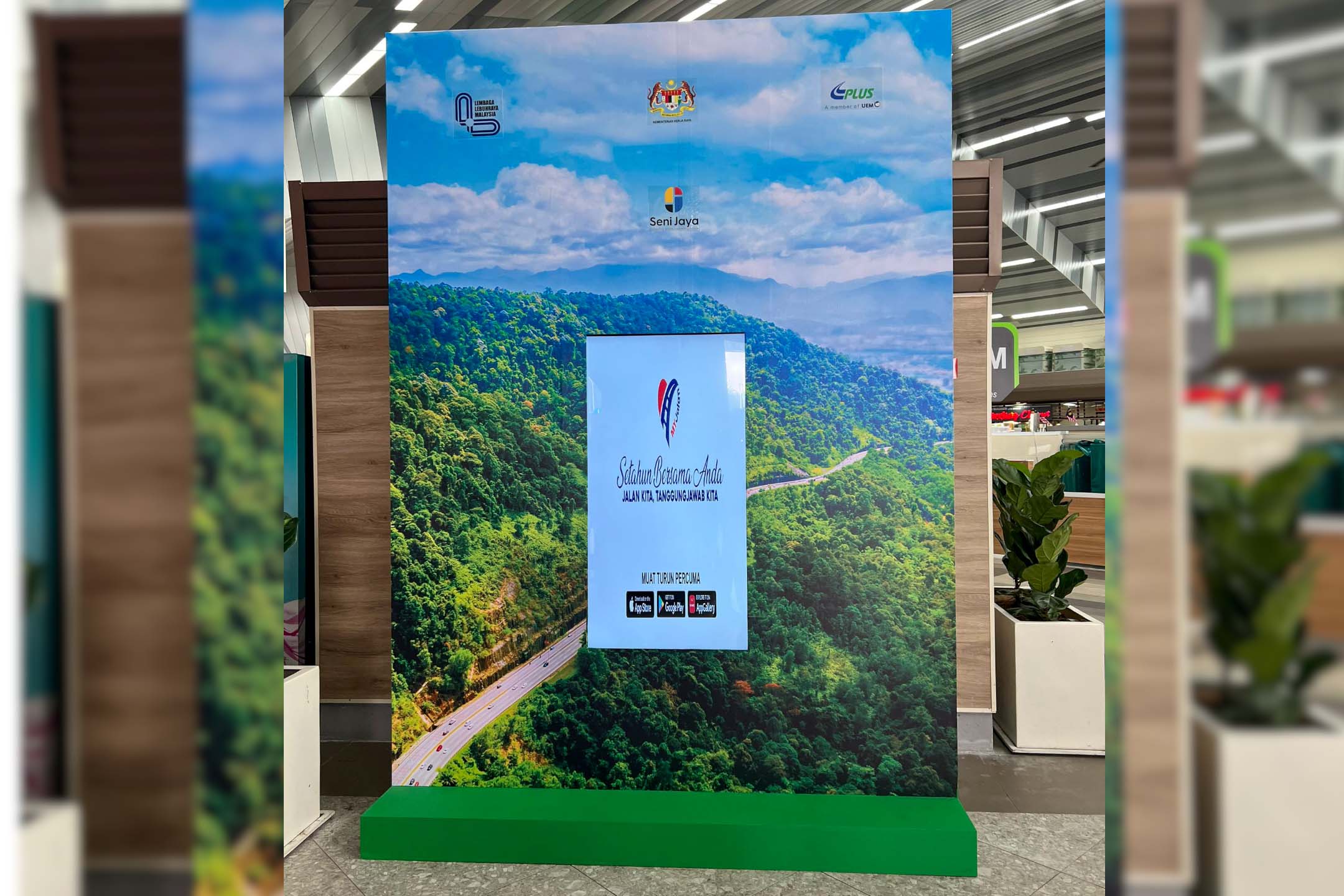 Rental Digital Standee for PLUS Malaysia Berhad (PMB) for the PLUS Green Event at R&R Seremban South Bound