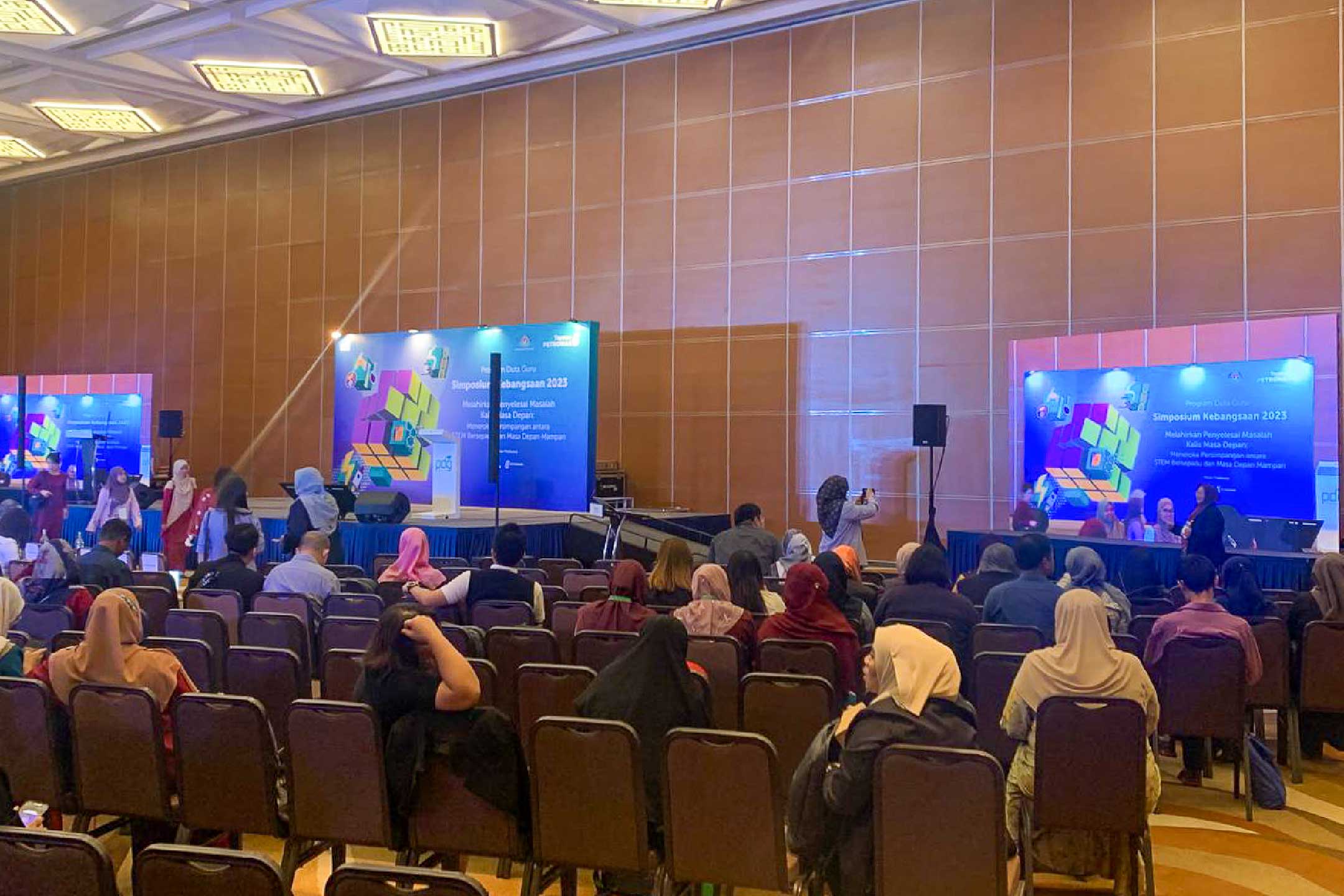 Rental Indoor LED Screen for Program Duta Guru (PDG) National Symposium 2023 at Movenpick Hotel And Convention Centre KLIA, Sepang