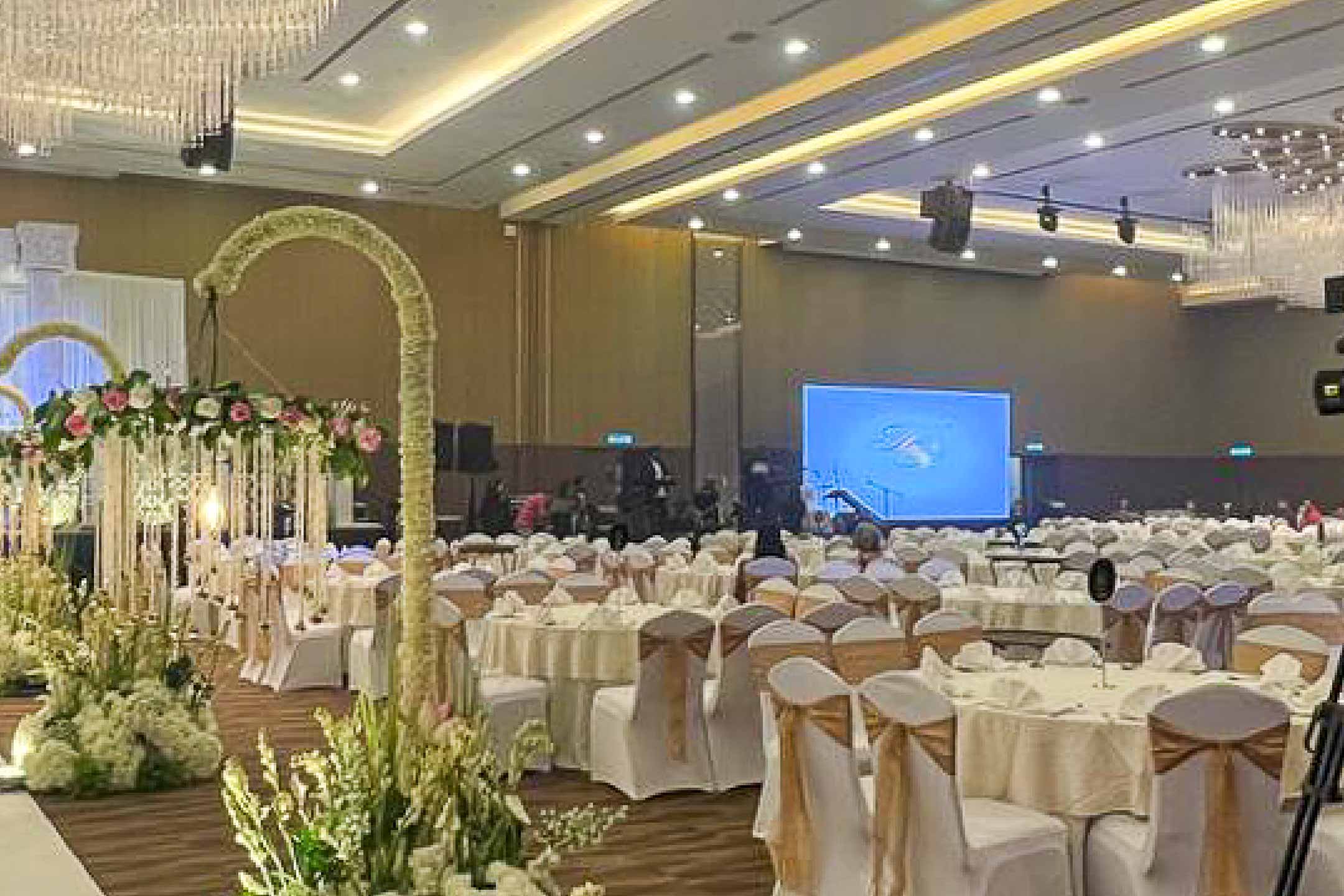 Rental Indoor LED Screen for Wedding Event at Sime Darby Convention Centre
