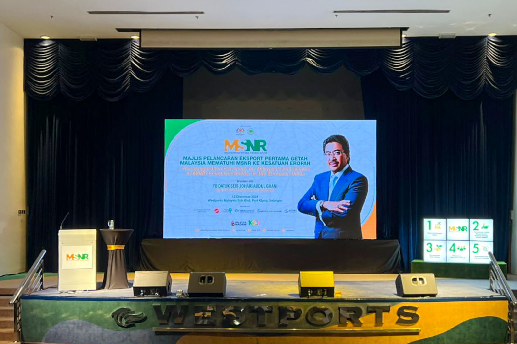 Rental Indoor LED Screen for Lembaga Getah Malaysia (LGM) for the Majlis Pelancaran Eksport Pertama Getah Malaysia Mematuhi MSNR