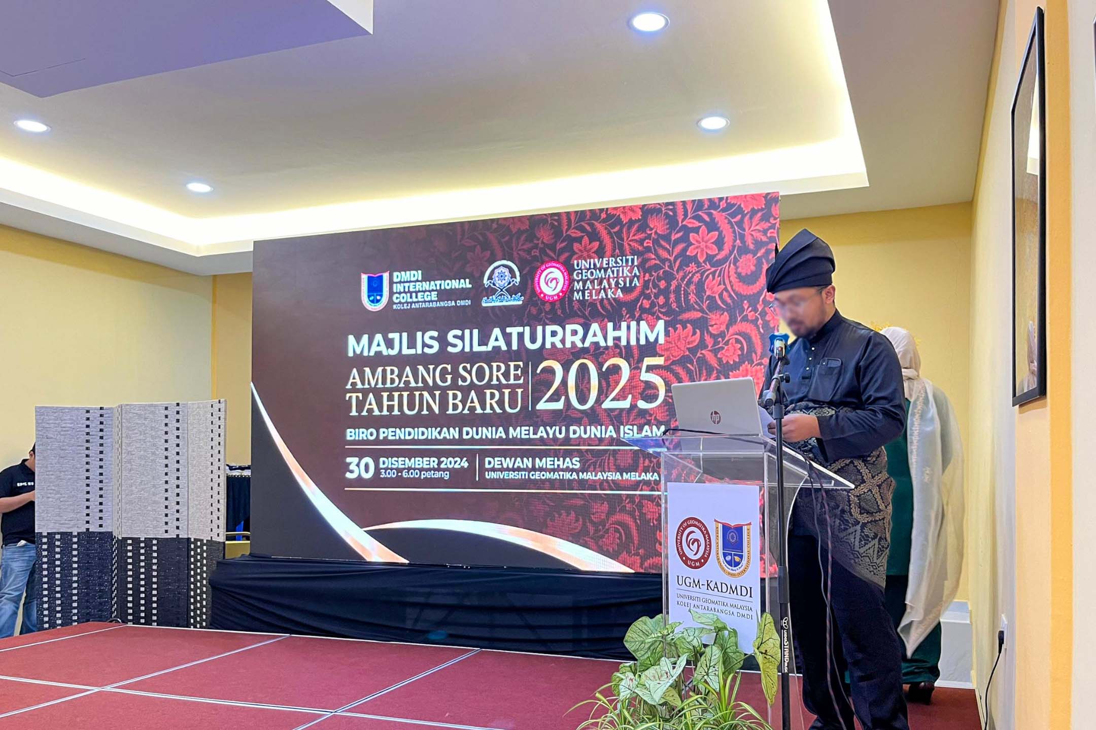 Rental Indoor LED Screen for Universiti Geomatika Malaysia Melaka for the Majlis Silaturrahim Ambang Sore