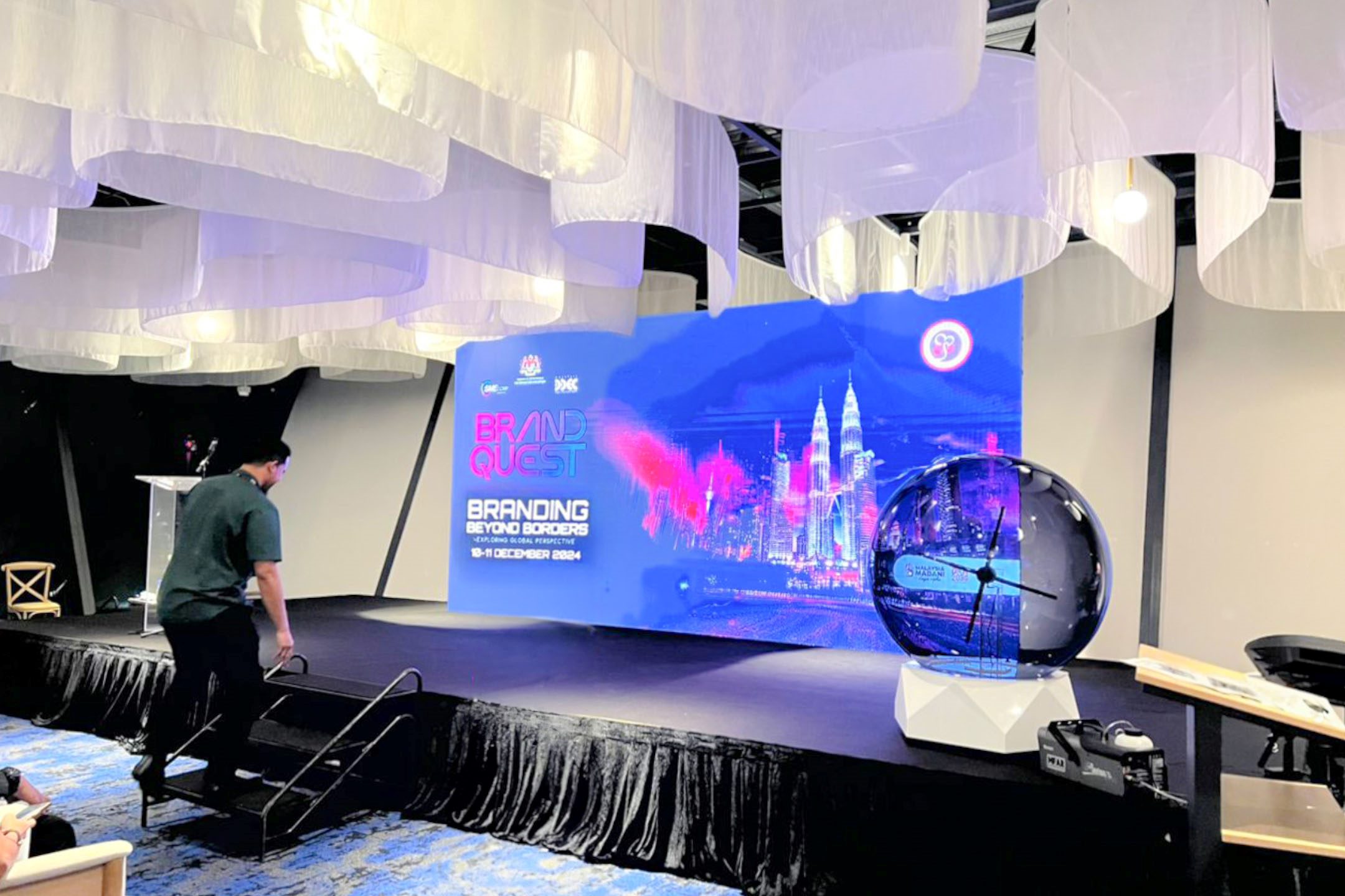 Rental Indoor LED Screen for Malaysia Design Development Centre (DDEC) for the BrandQuest Forum