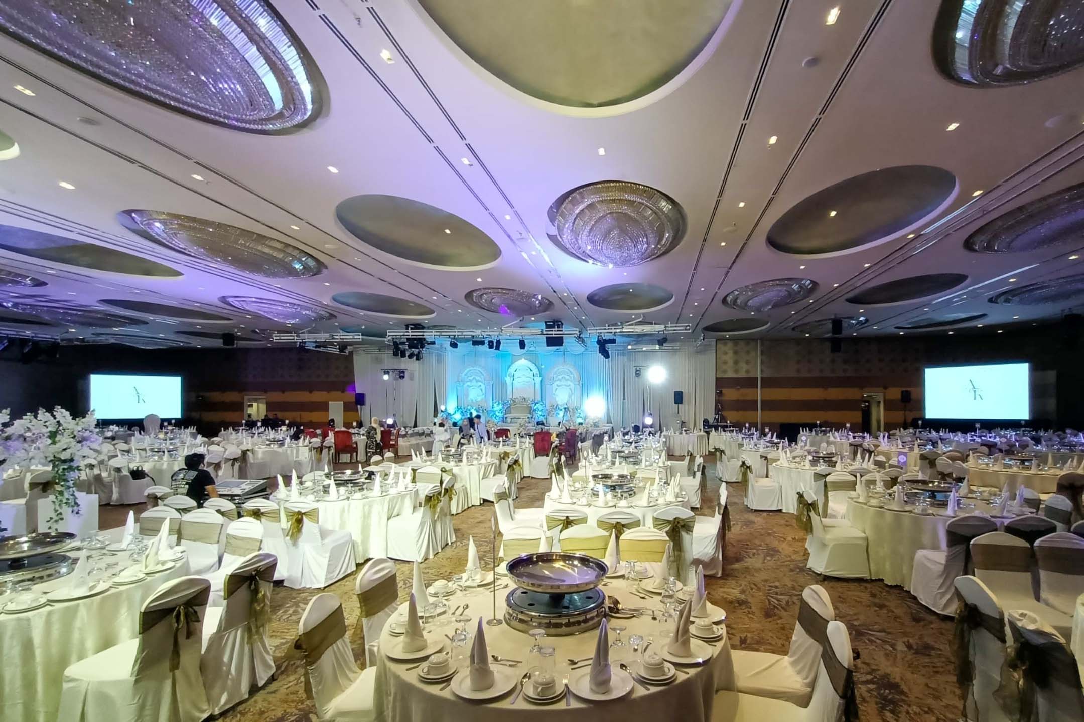 Wedding Dinner
