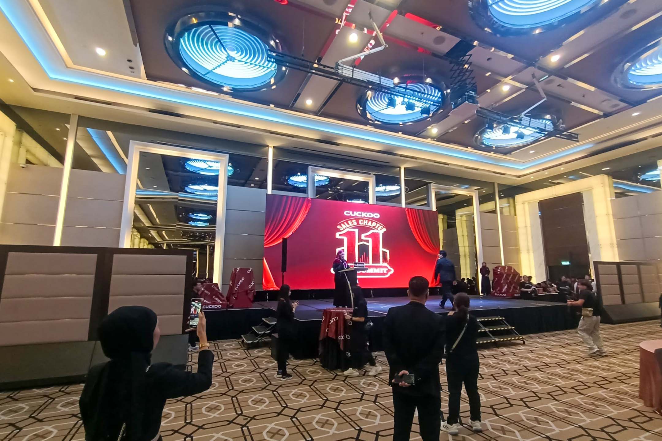 Cuckoo Sales Chapter 11