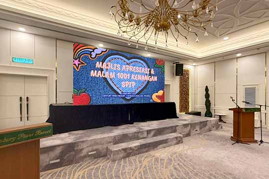 AR Reizen Tour Services